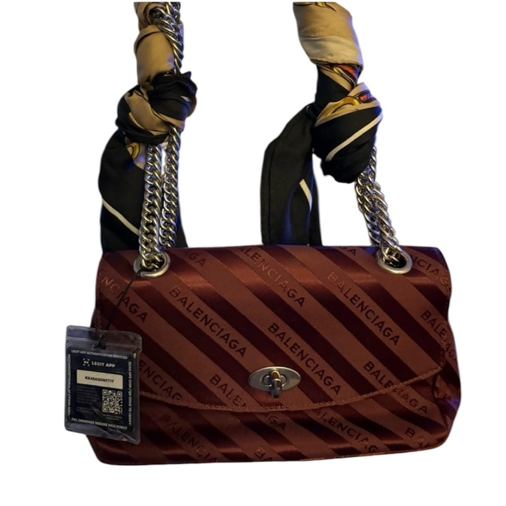 ✨ AUTHENTIC Balenciaga Round S Lock Shoulder Bag w/ Scarf & COA ✨